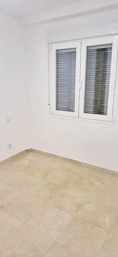 Schlafzimmer von Wohnung zur Miete in Torrelodones mit Klimaanlage, Heizung und Ofen