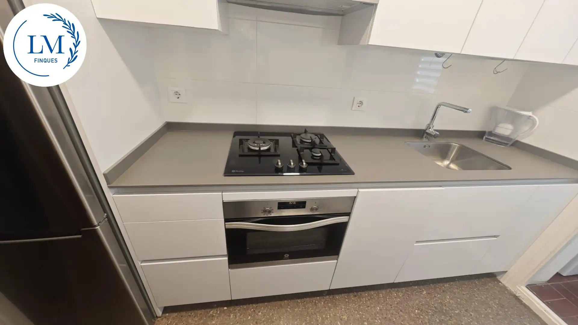 Cuina de Pis en venda en Vilanova i la Geltrú amb Aire condicionat, Calefacció i Terrassa