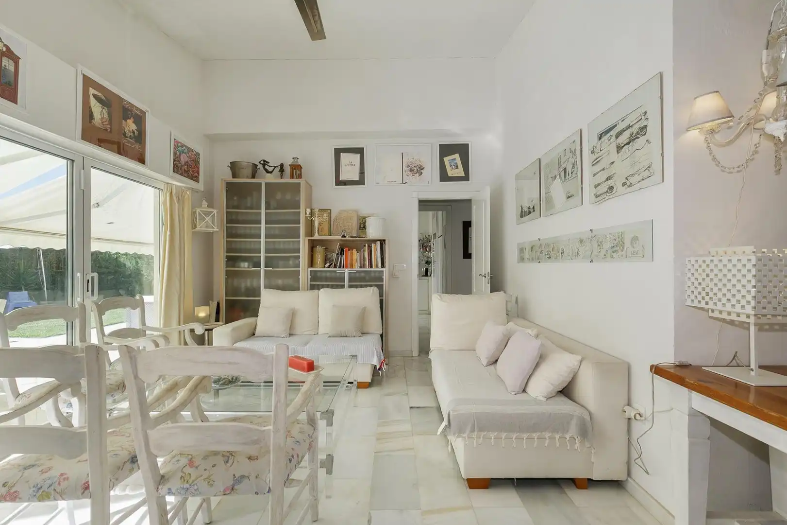 Living room of Houses for sale in Churriana de la Vega  with Private garden, Terrace and Swimming Pool