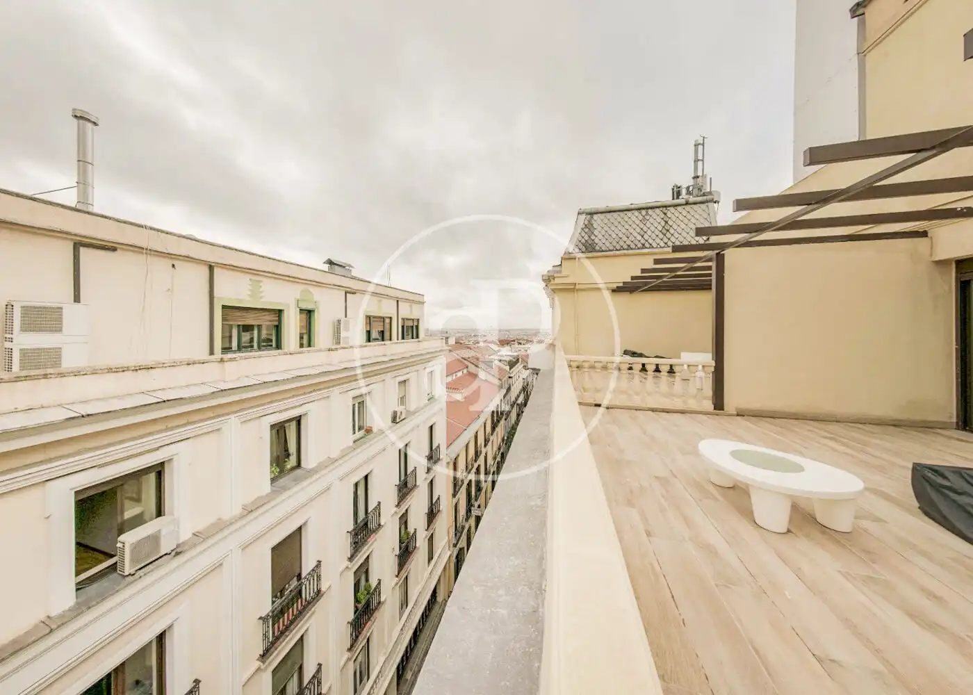 Terrasse von Dachboden zur Miete in Madrid mit Klimaanlage, Heizung und Terrasse