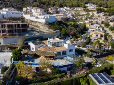 Detached house with pool for sale in Oltamar - Cucarres