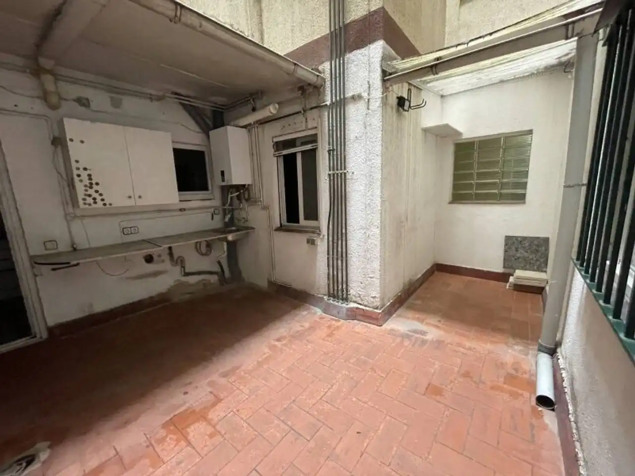 Piso en venta en Sant Boi de Llobregat con Calefacción, Parquet y Balcón