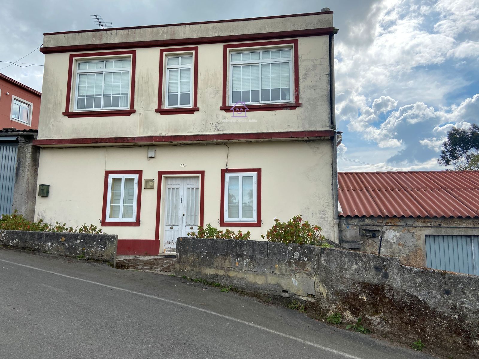 Exterior view of House or chalet for sale in Arteixo  with Furnished