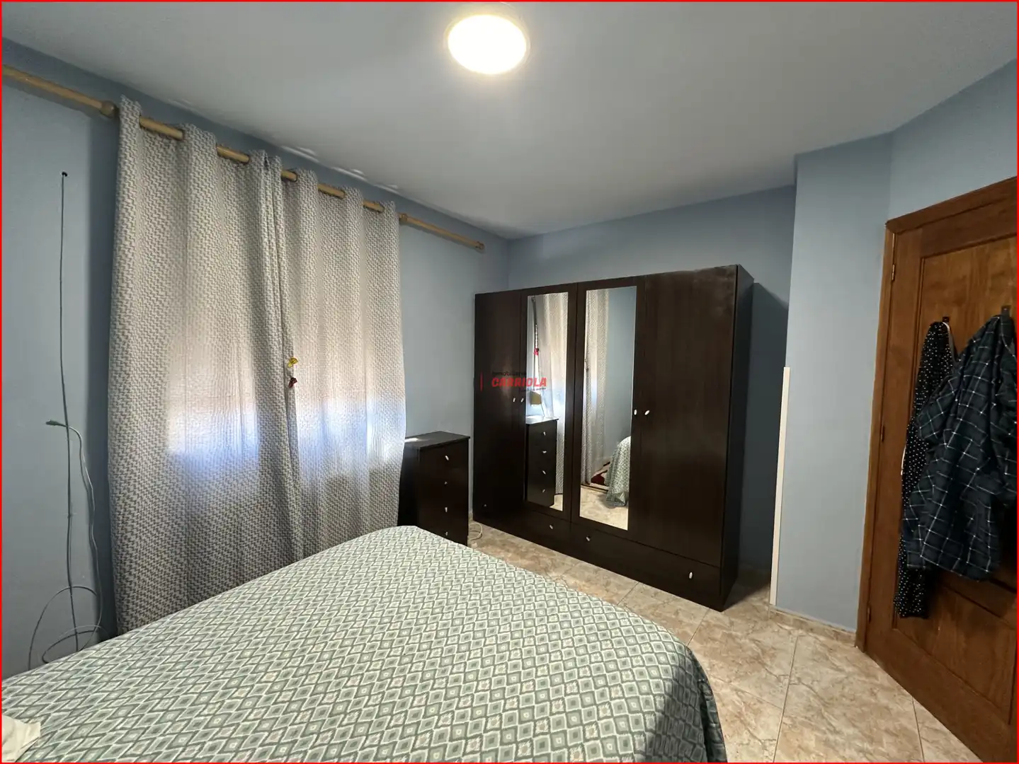 Habitación de Casa adosada en venta en Montearagón