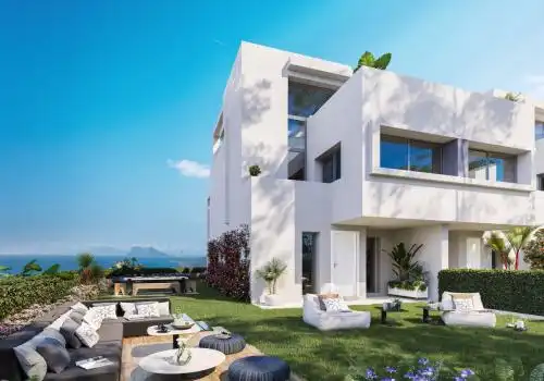 Villa avec piscine à vendre à Avenida Sierra Nevada 20