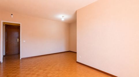 Foto 3 de Piso en venta en Plaza de Santander, La Serna, Fuenlabrada