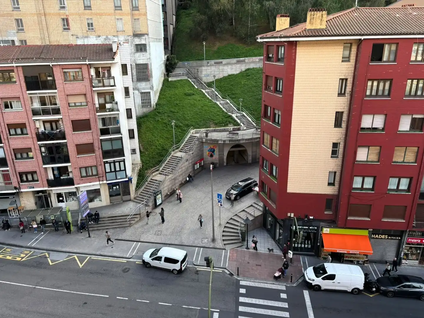 Vista exterior de Piso en venta en Kalero - Basozelai