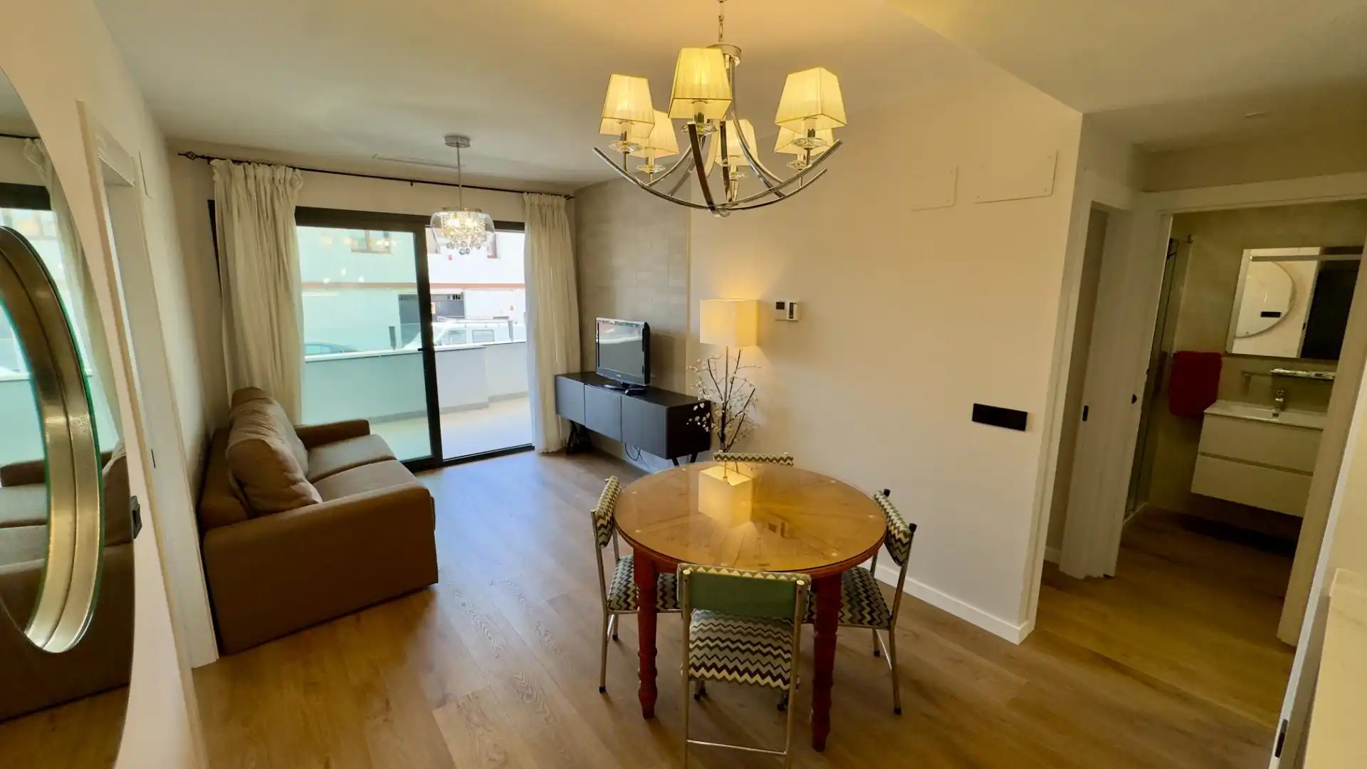 Dining room of Flat for rent in Granada  with Air Conditioner, Heating and Terrace