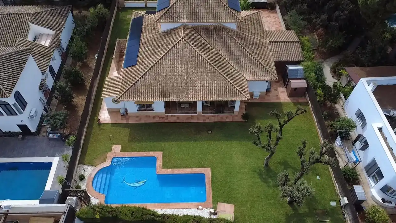 Xalet amb piscina en venda a Calle Abeto, imagen 56