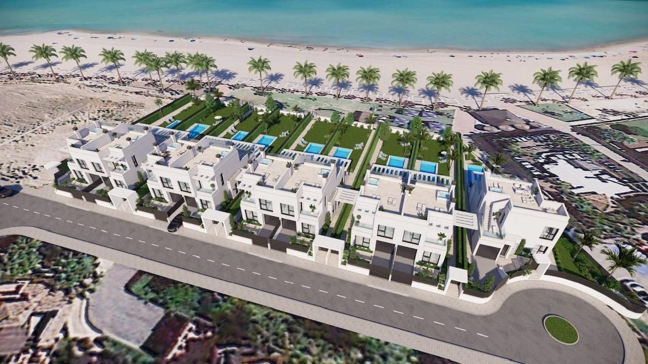 Exterior view of Single-family semi-detached for sale in Los Alcázares  with Air Conditioner, Private garden and Terrace