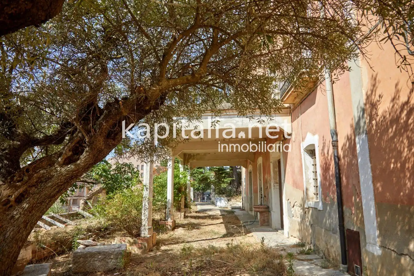 Country house zum Verkauf in Bocairent mit Privatgarten, Terrasse und Balkon
