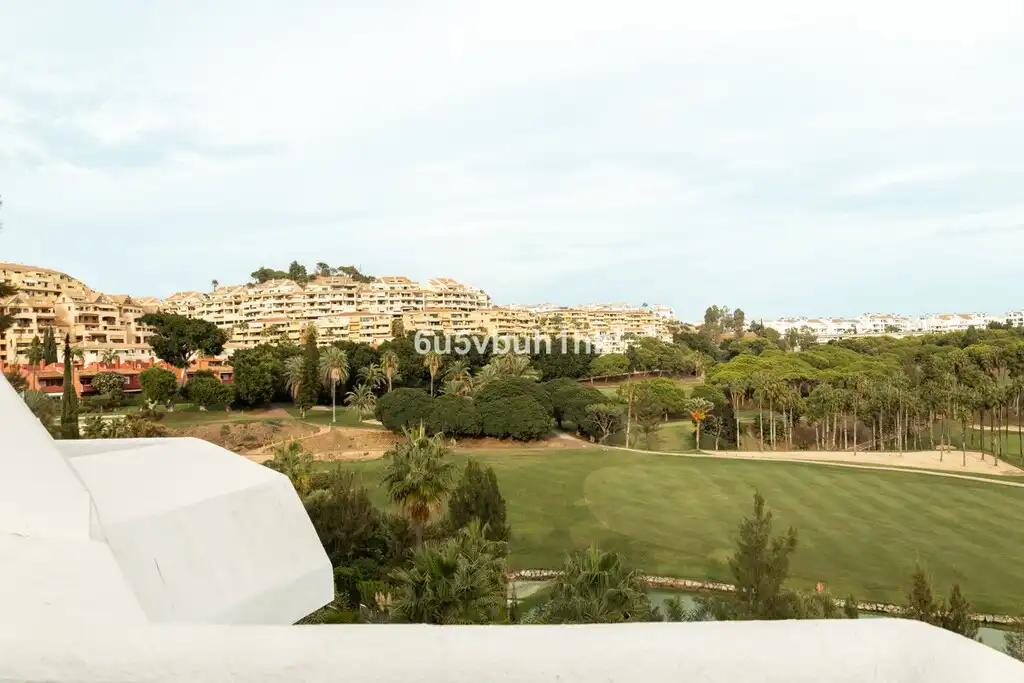 Casa bifamiliare con piscina in vendita a Torrequebrada, imagen 2