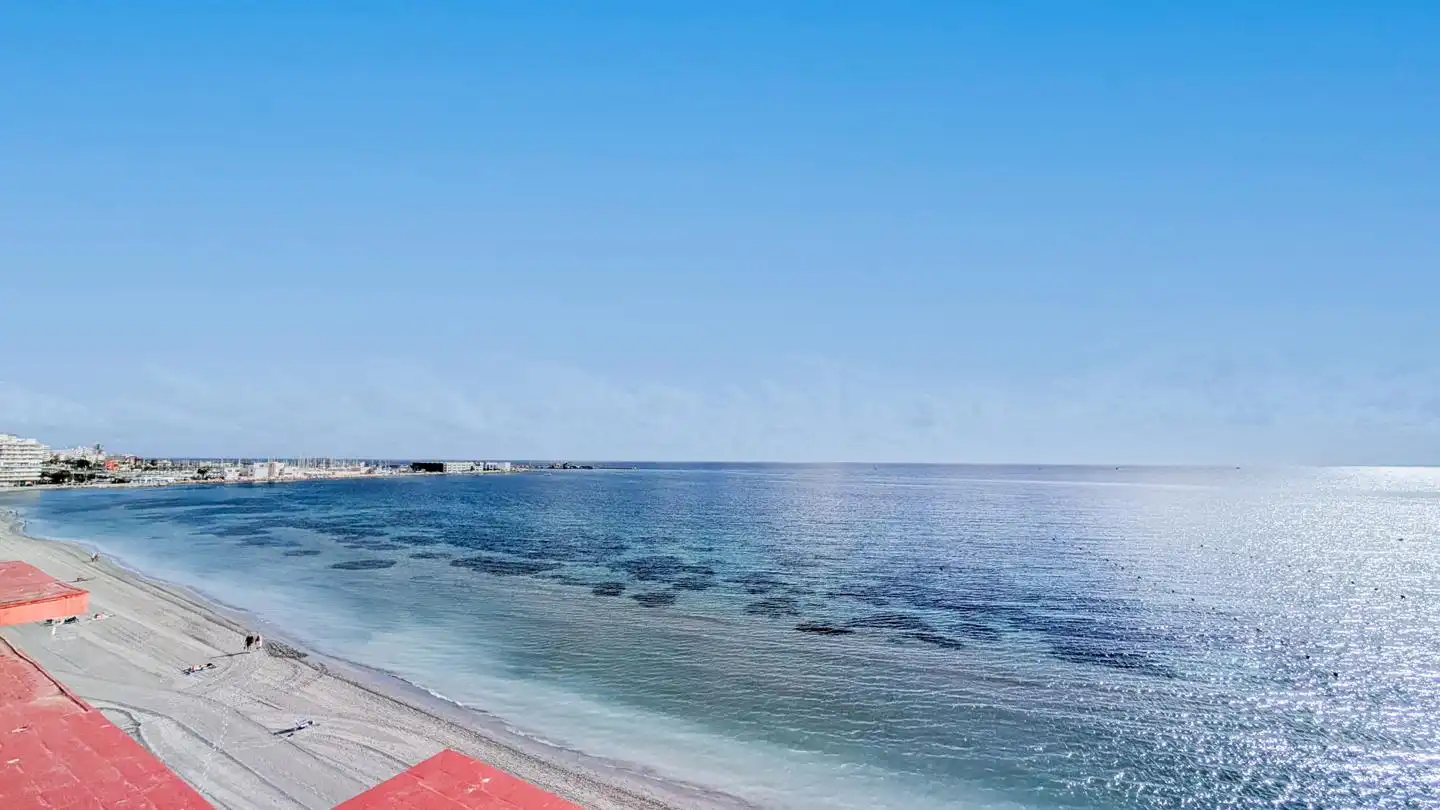 Außenansicht von Wohnung zum Verkauf in Santa Pola mit Klimaanlage und Terrasse