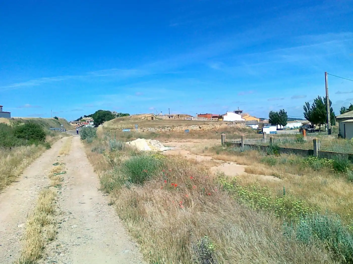Vista exterior de Nave industrial en venta en Astudillo