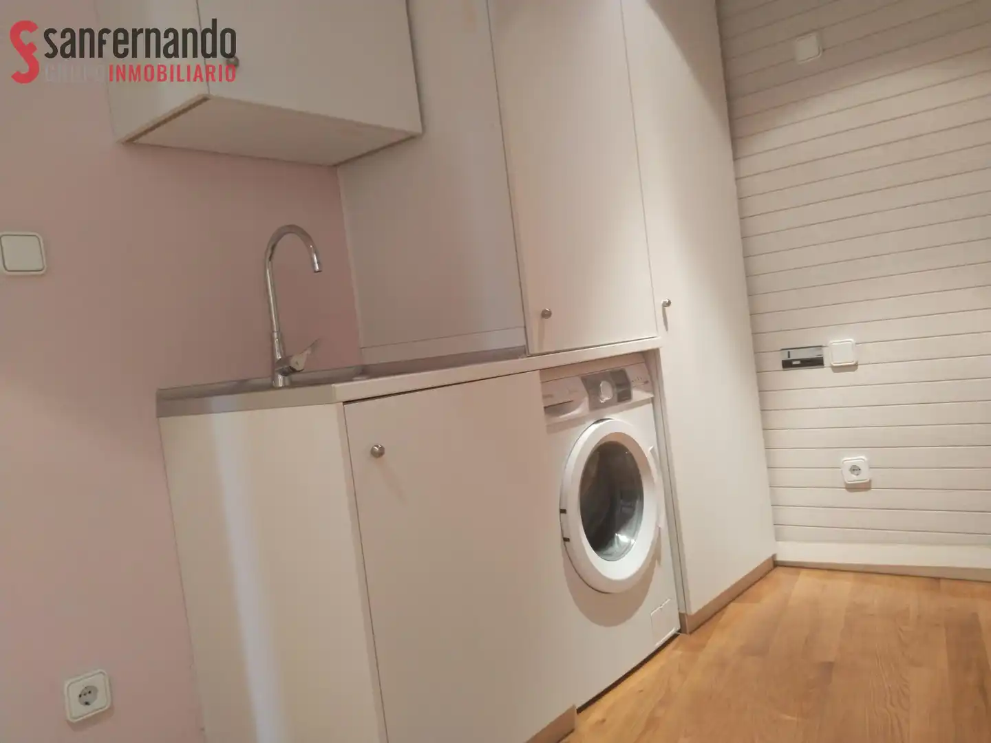 Küche von Büro zur Miete in Torrelavega  mit Klimaanlage und Heizung