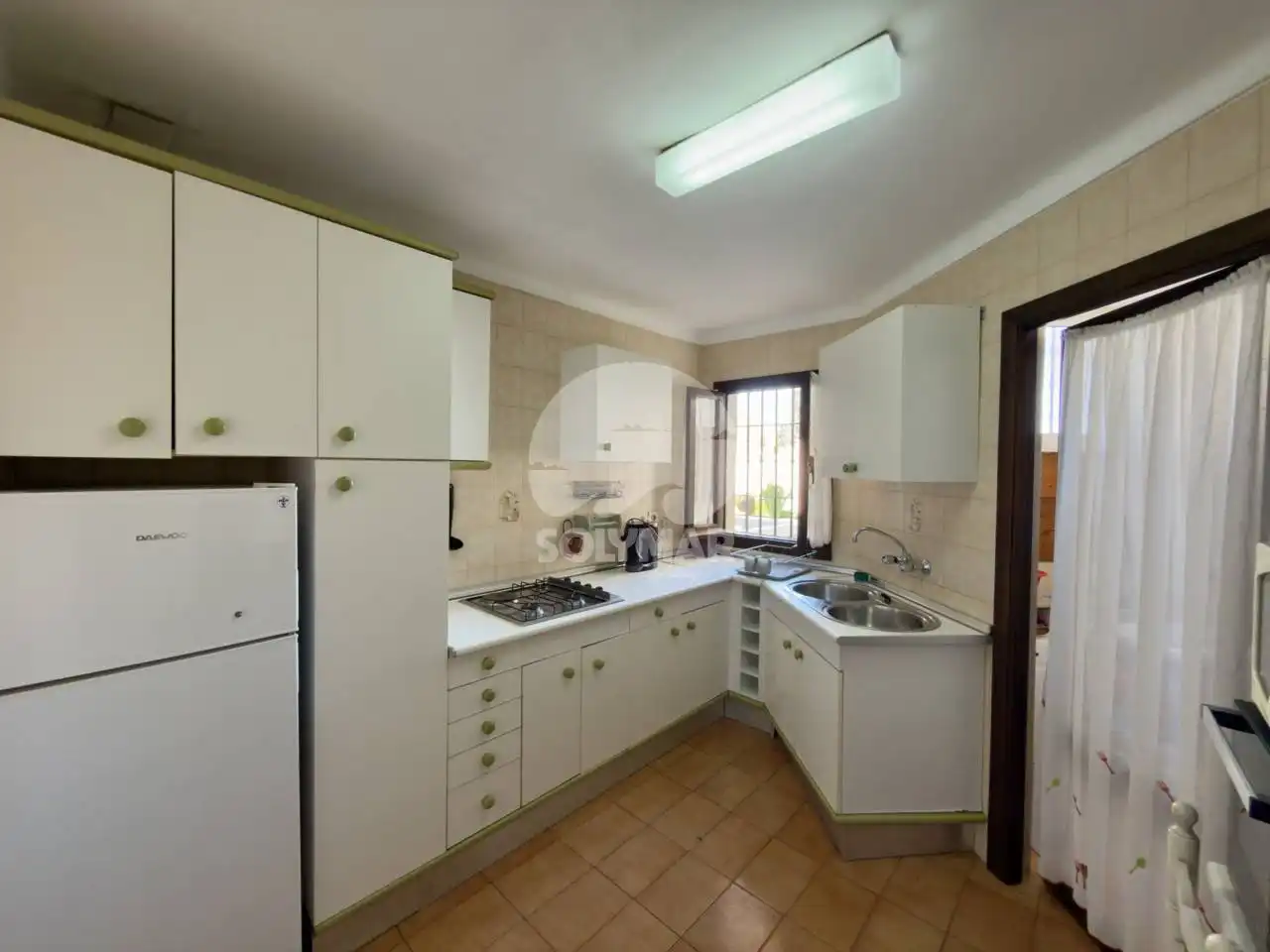 Kitchen of Flat for sale in Vélez-Málaga  with Air Conditioner, Terrace and Furnished