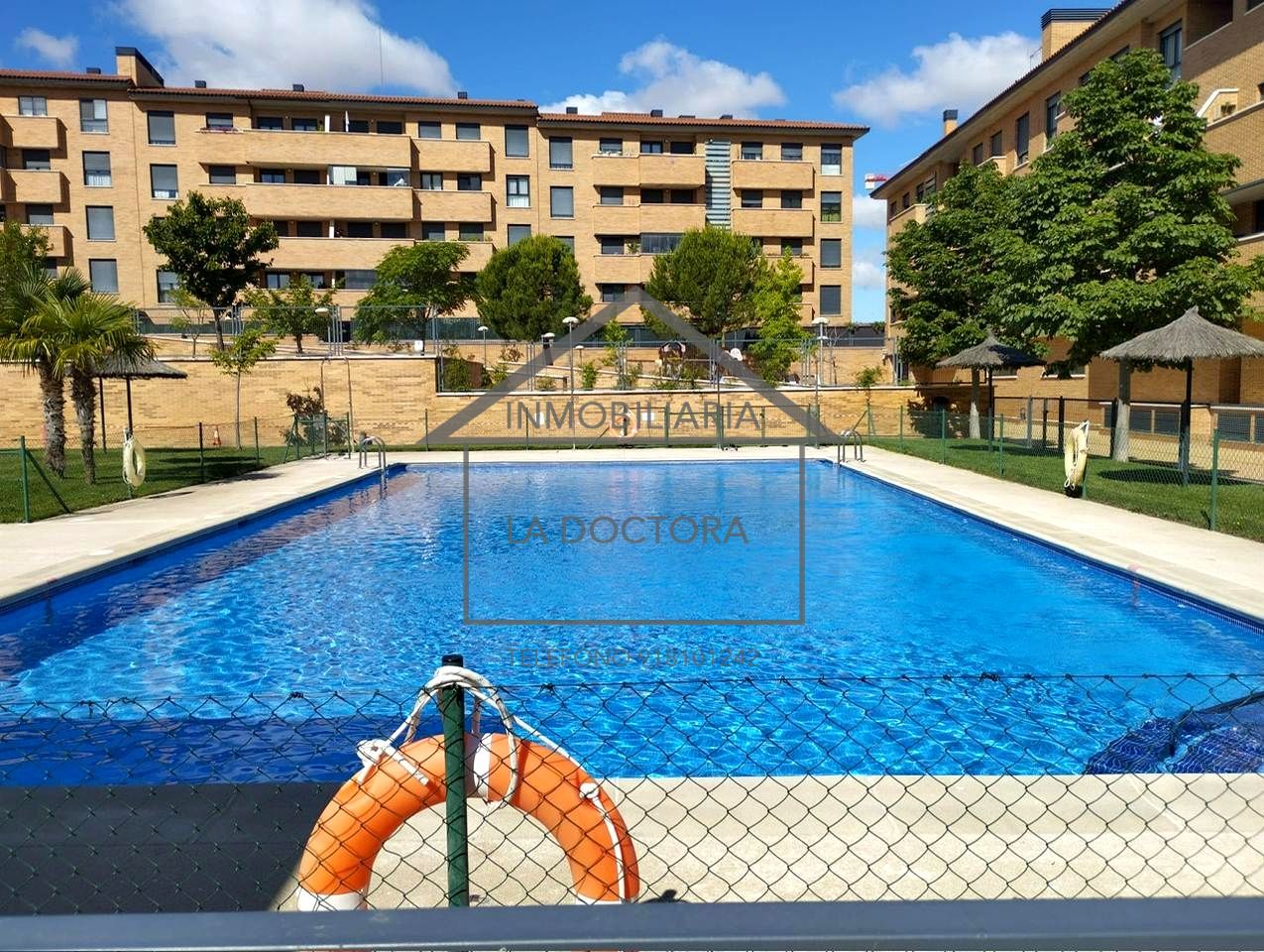 Piscina de Planta baixa de lloguer en Navalcarnero amb Calefacció, Traster i Piscina
