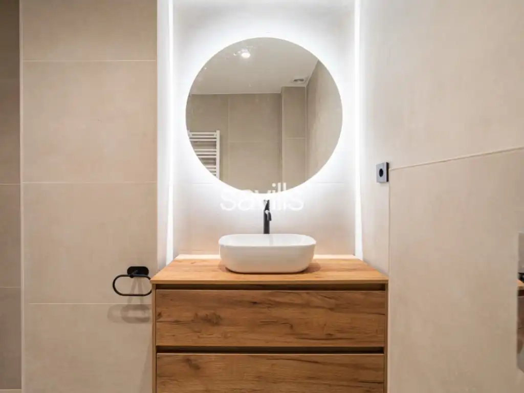 Baño de Apartamento en venta en Barcelona