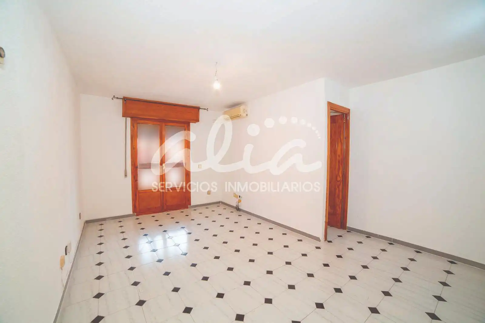 Bedroom of Flat for sale in Pinto  with Air Conditioner, Heating and Terrace