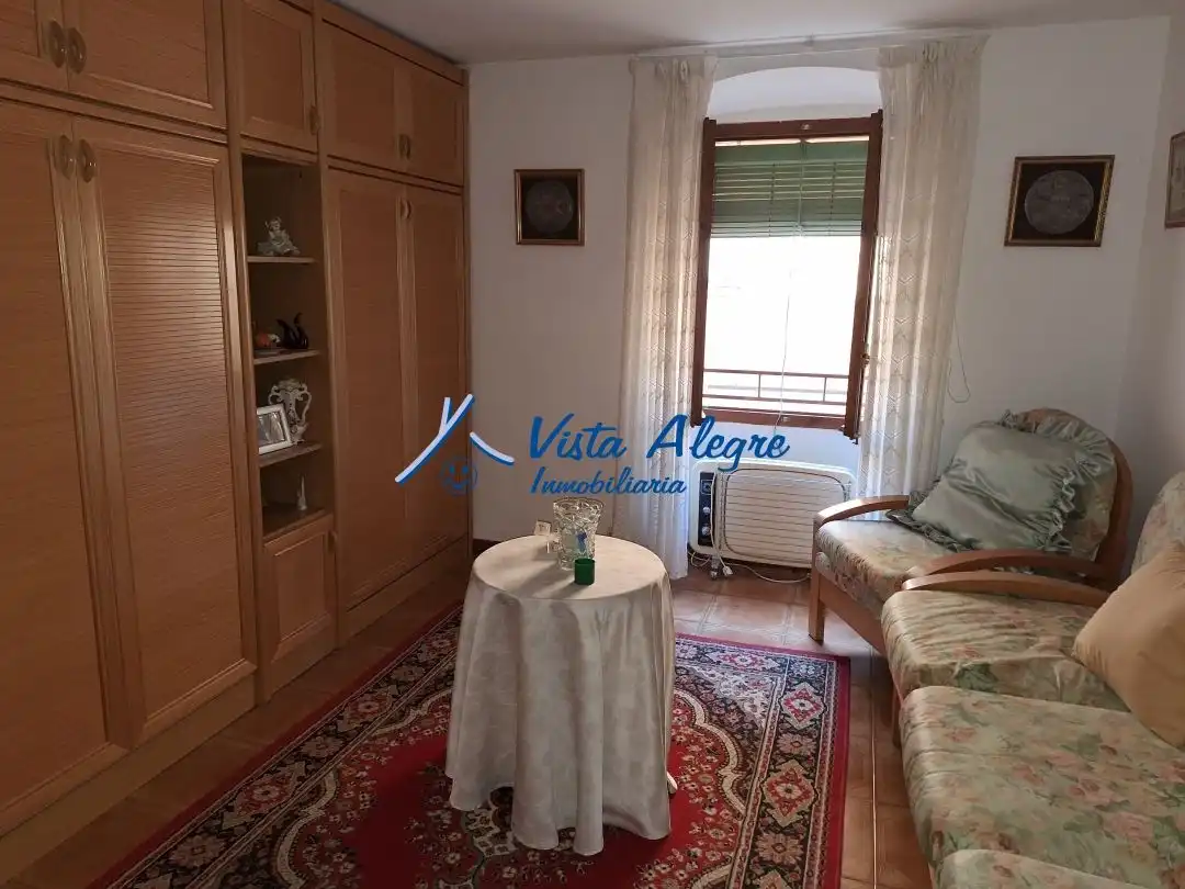 Sala de estar de Casa o chalet en venta en Ollauri con Calefacción, Trastero y Amueblado