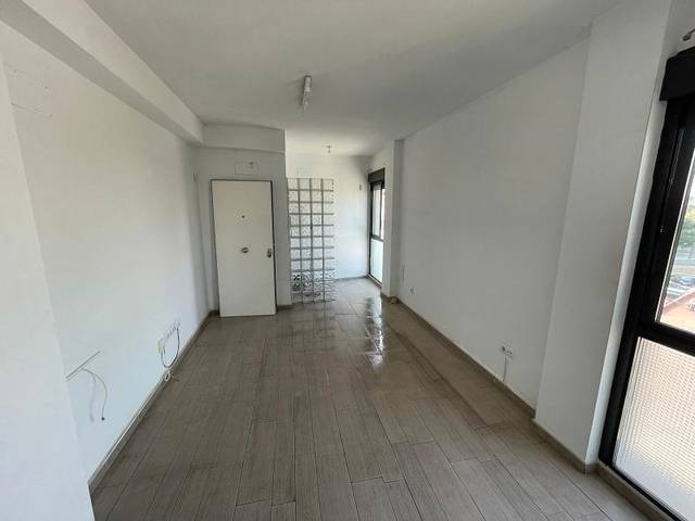 Piso en Venta en Calle Pruna en La Plata