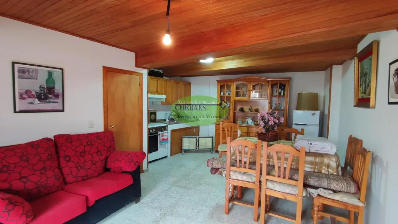 House with garden for sale in Maceda