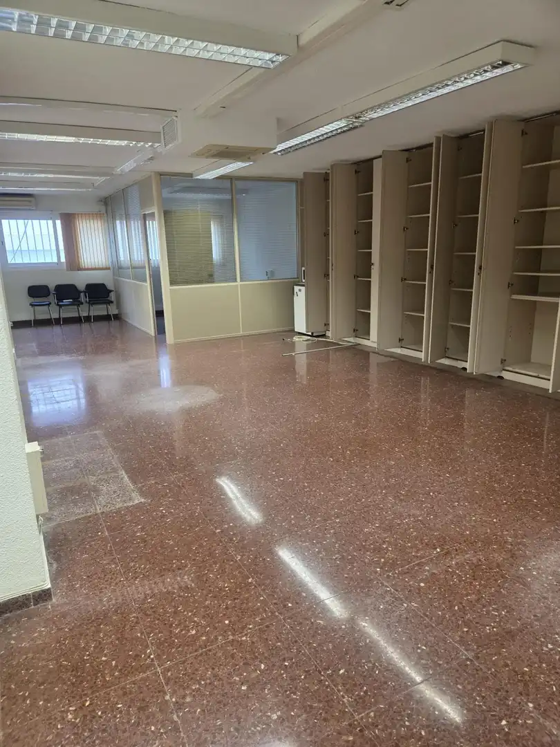 Oficina de alquiler en Valencia con Aire acondicionado