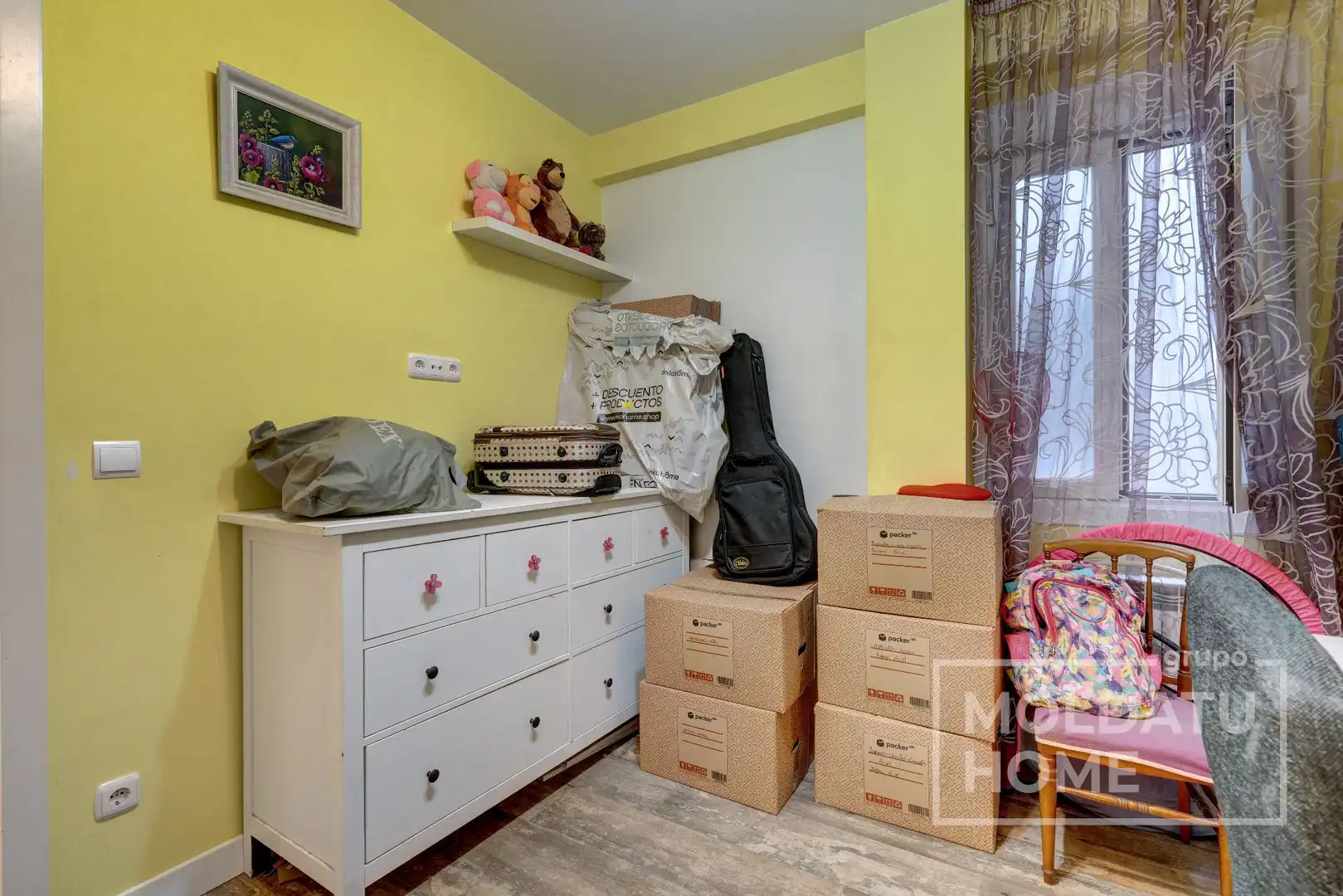 Habitación de Piso en venta en Irun  con Calefacción, Trastero y Amueblado