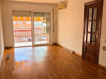 Wohnung mit Balkon zum Verkauf in Carrer del Dos de Maig