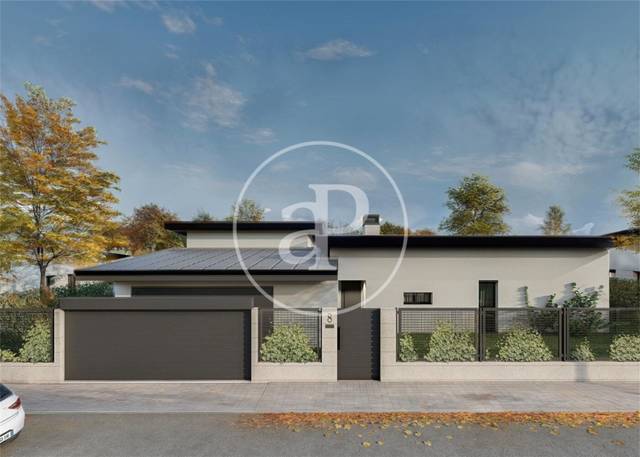 Casa-chalet en Venta en Avenida de Miraflores de la Sierra, 2 en Miraflores de la Sierra