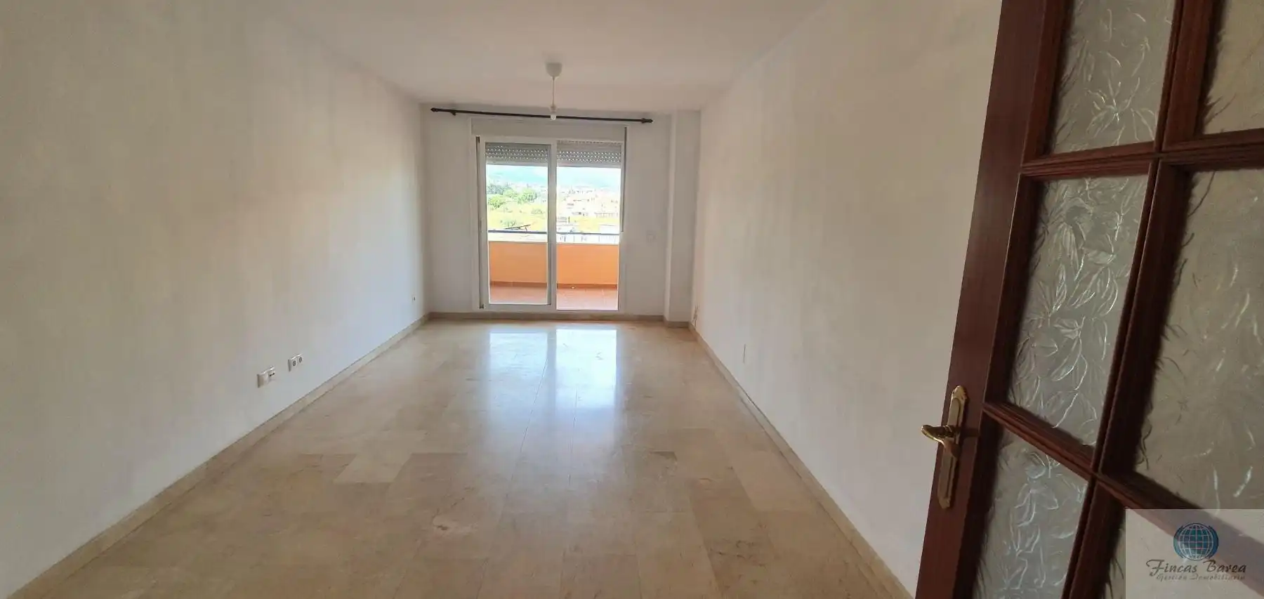 Vista exterior de Pis en venda en Mijas amb Terrassa