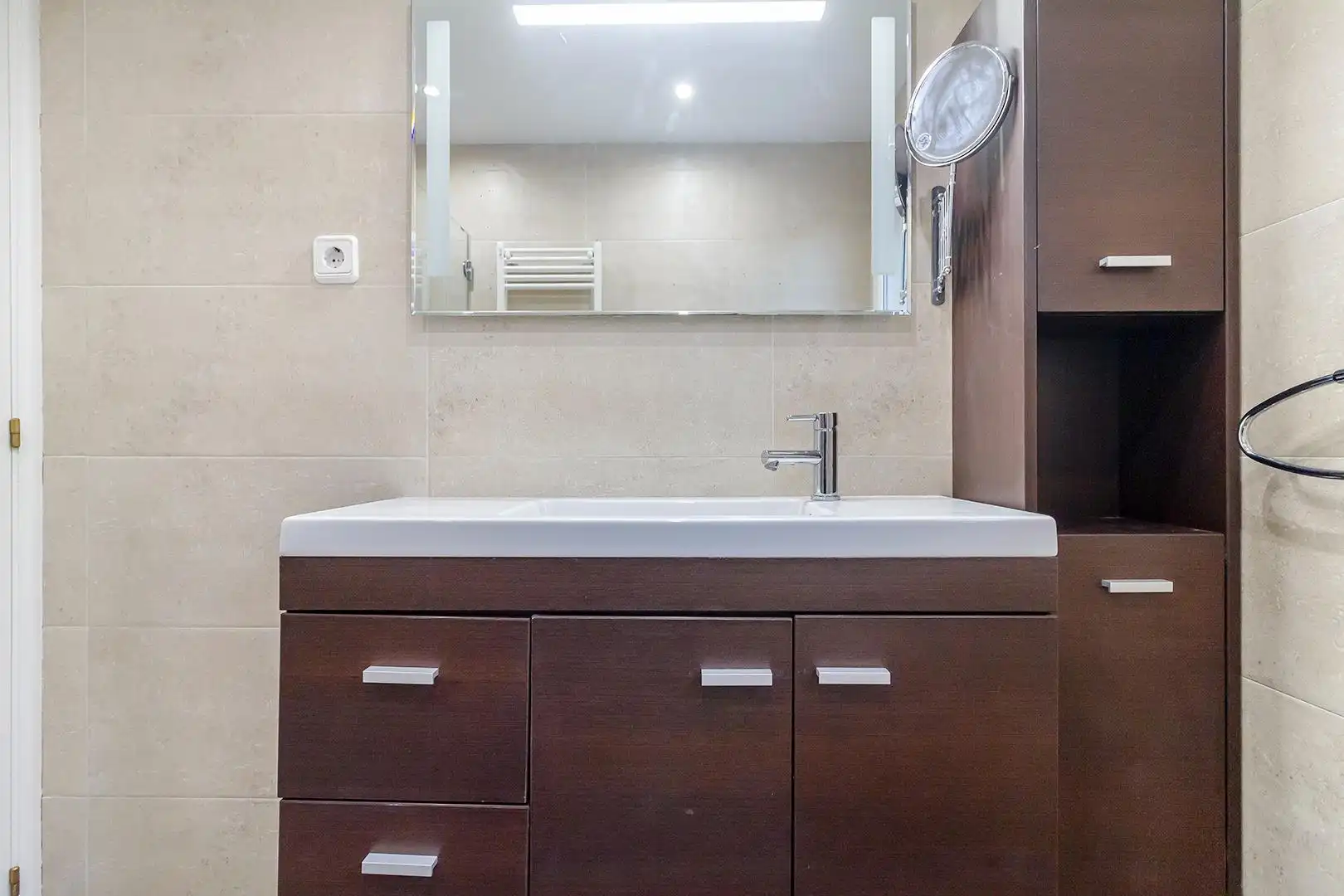 Badezimmer von Wohnung zum Verkauf in Castelldefels mit Klimaanlage, Heizung und Terrasse