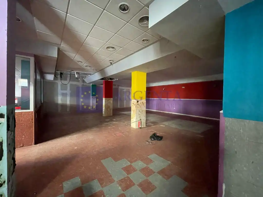 Local comercial en venda a Plaza Gante, imagen 4