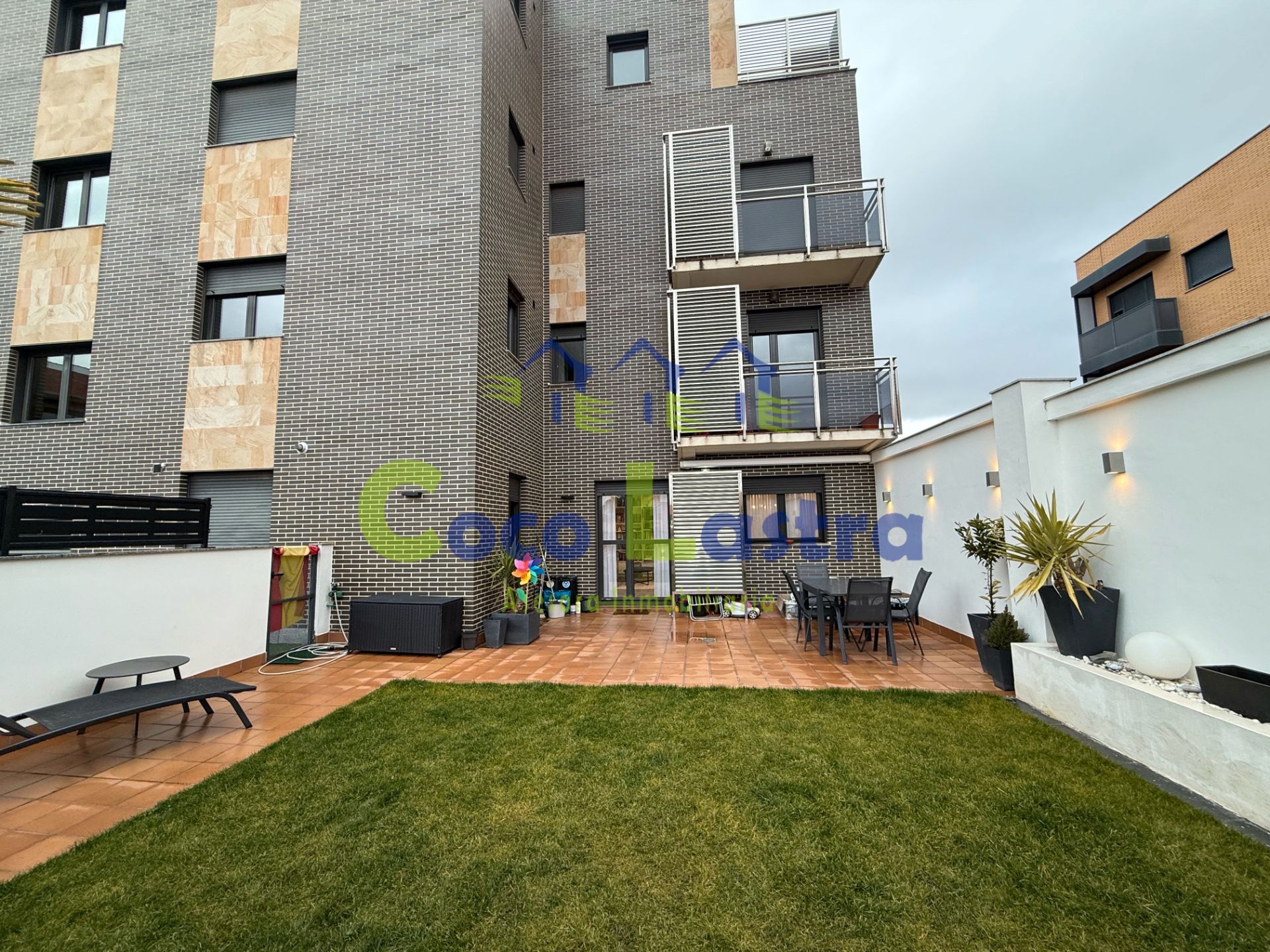 Terrassa de Pis en venda en Salamanca Capital amb Aire condicionat, Calefacció i Jardí privat