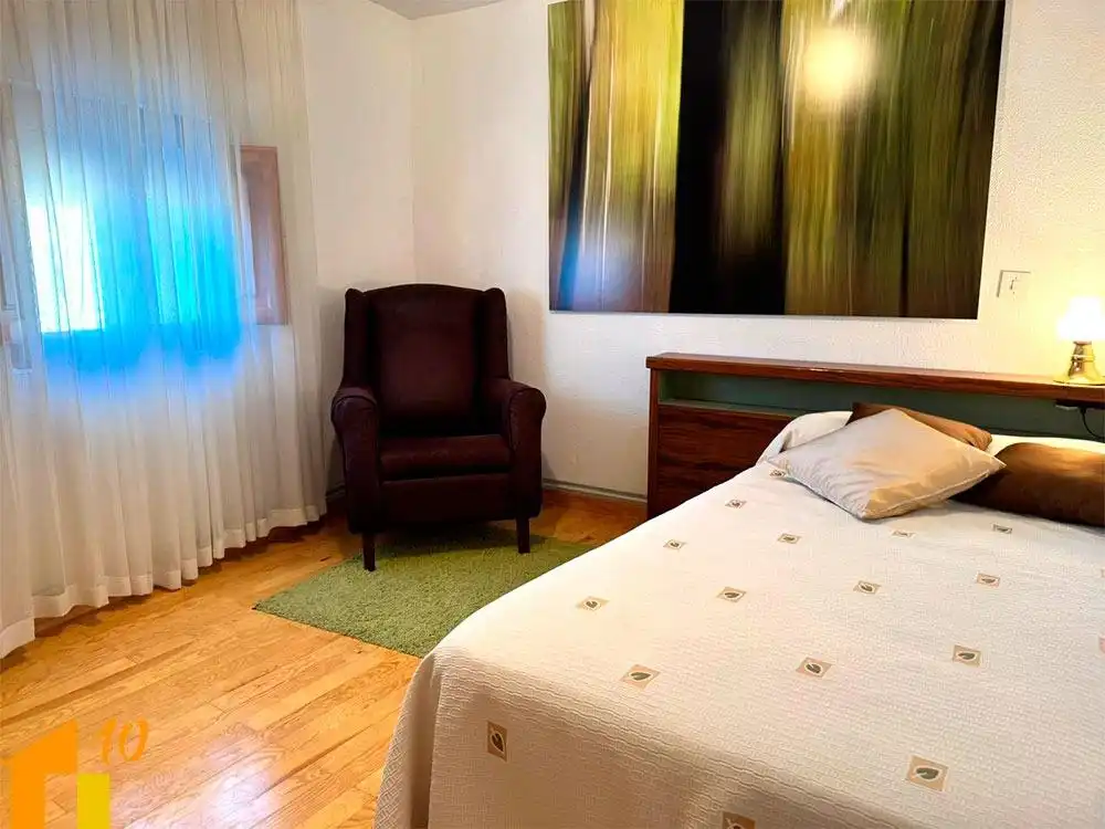 Bedroom of Houses for sale in Villaldemiro  with Heating, Storage room and Furnished