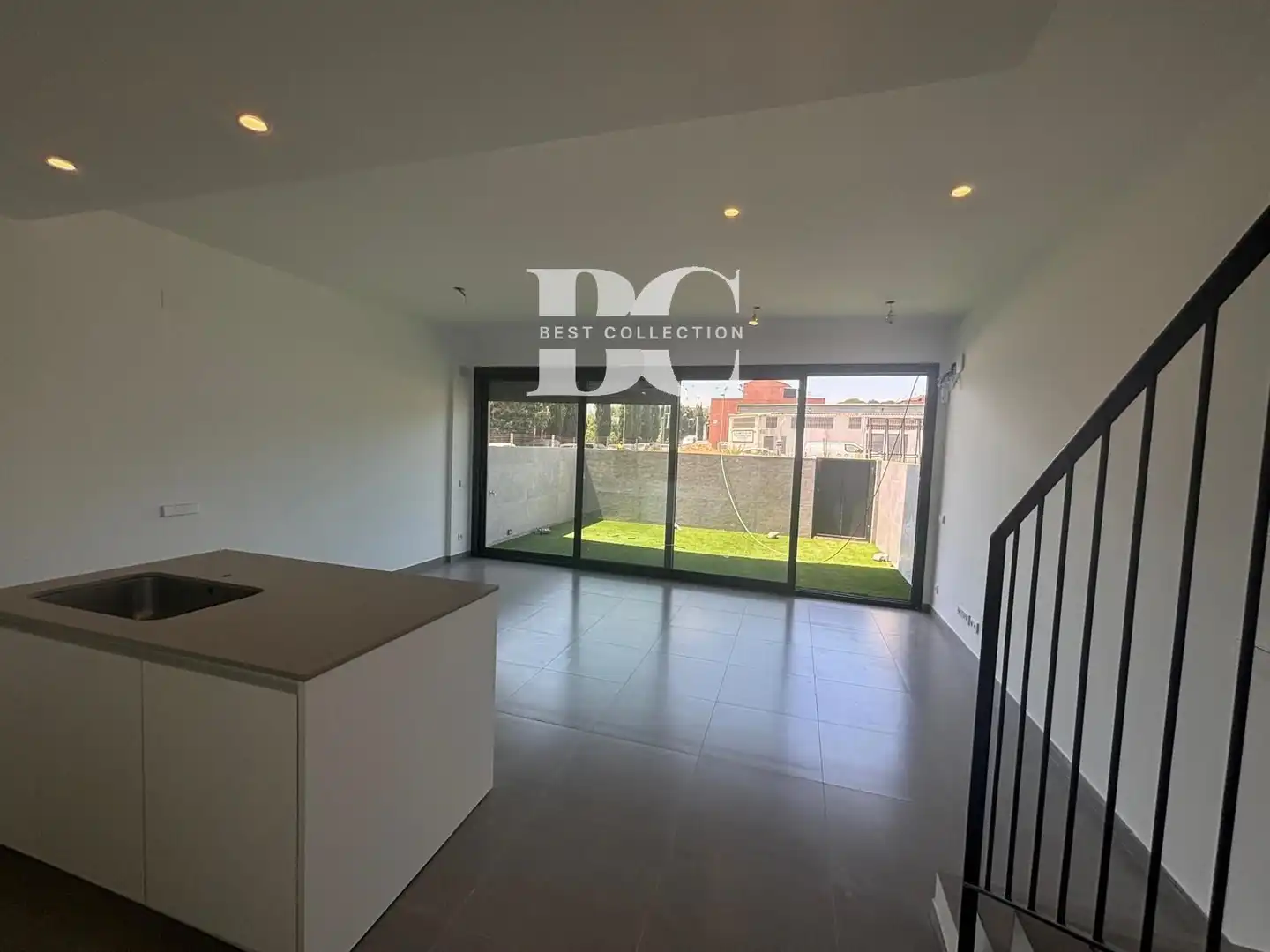Vista exterior de Casa adosada en venta en Lloret de Mar con Aire acondicionado, Jardín privado y Terraza
