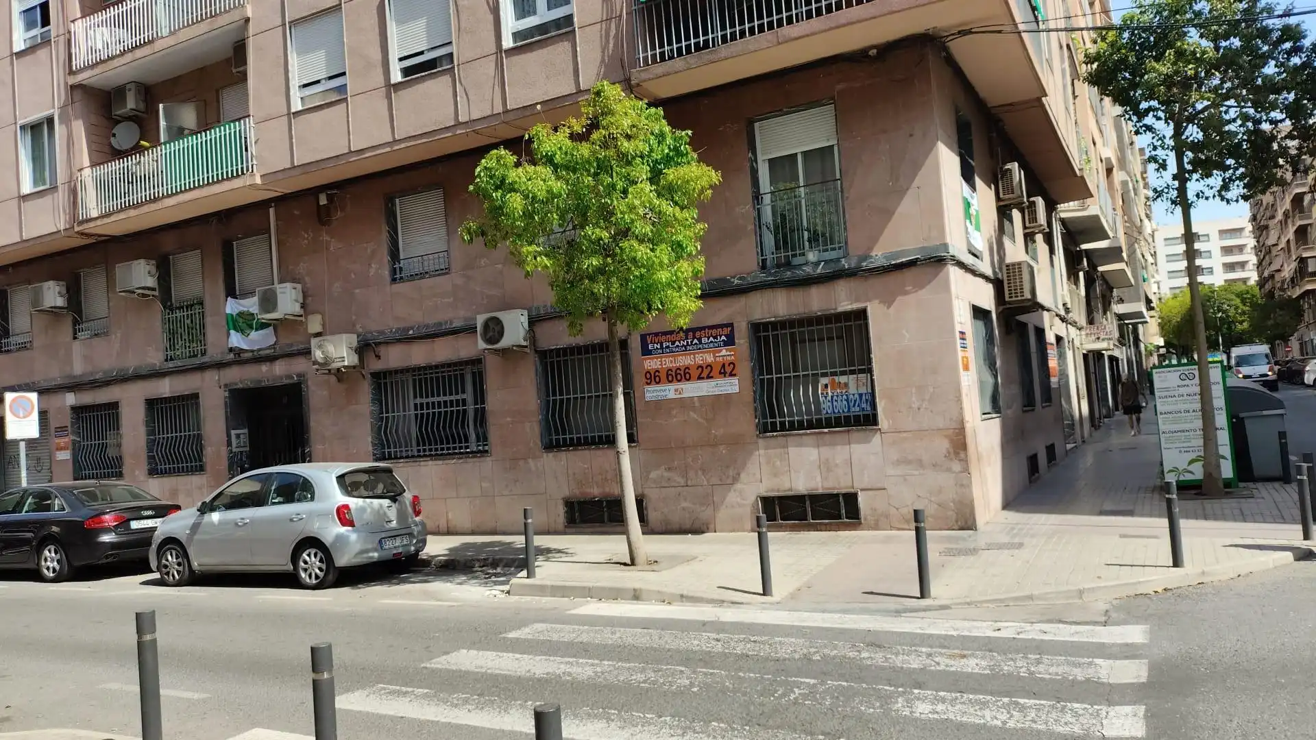 Außenansicht von Erdgeschoss zum Verkauf in Elche / Elx
