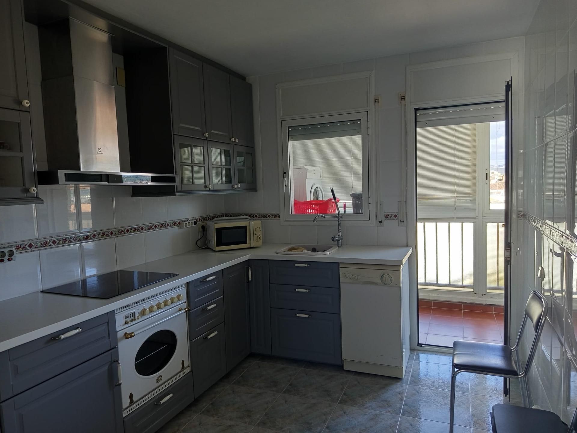 Cuina de Dúplex en venda en Móra d'Ebre amb Calefacció, Terrassa i Traster