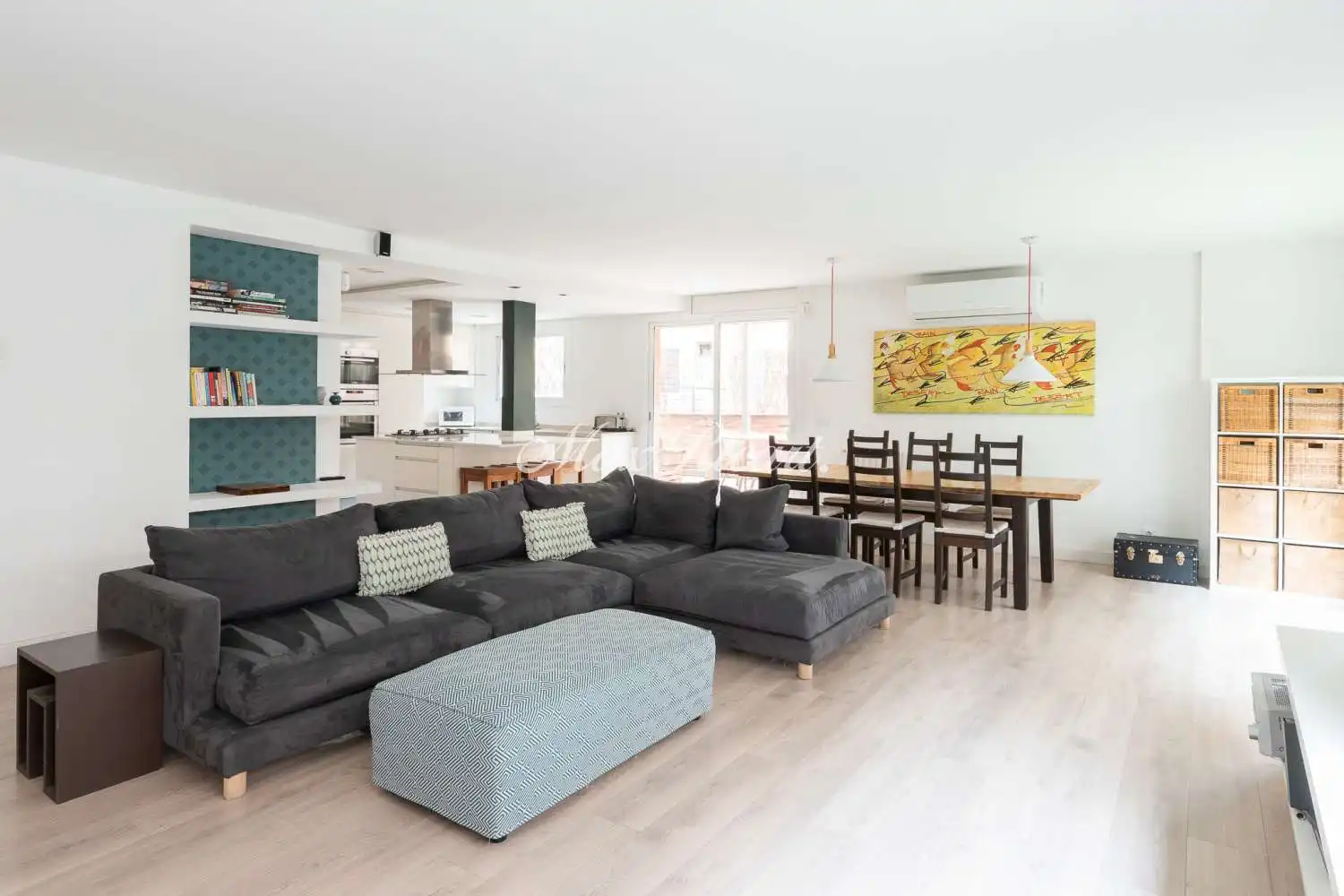 Wohnzimmer von Wohnung zum Verkauf in Barcelona mit Klimaanlage, Heizung und Terrasse