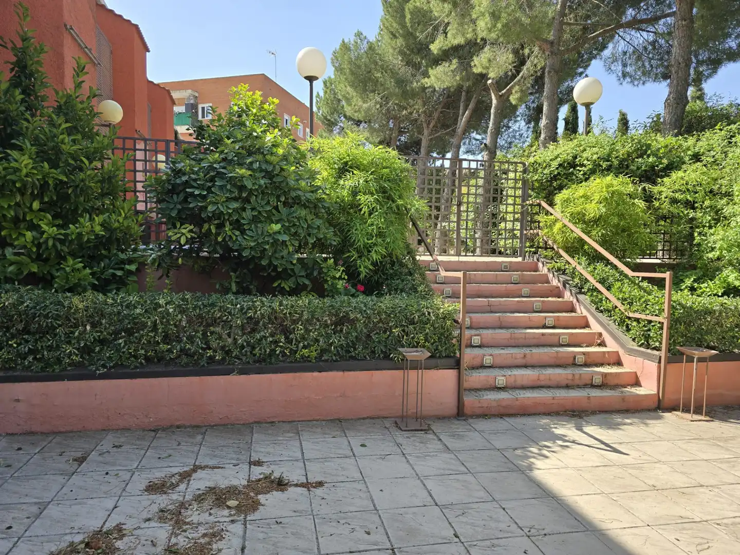 Garden of Buildings for sale in Esquivias  with Alarm