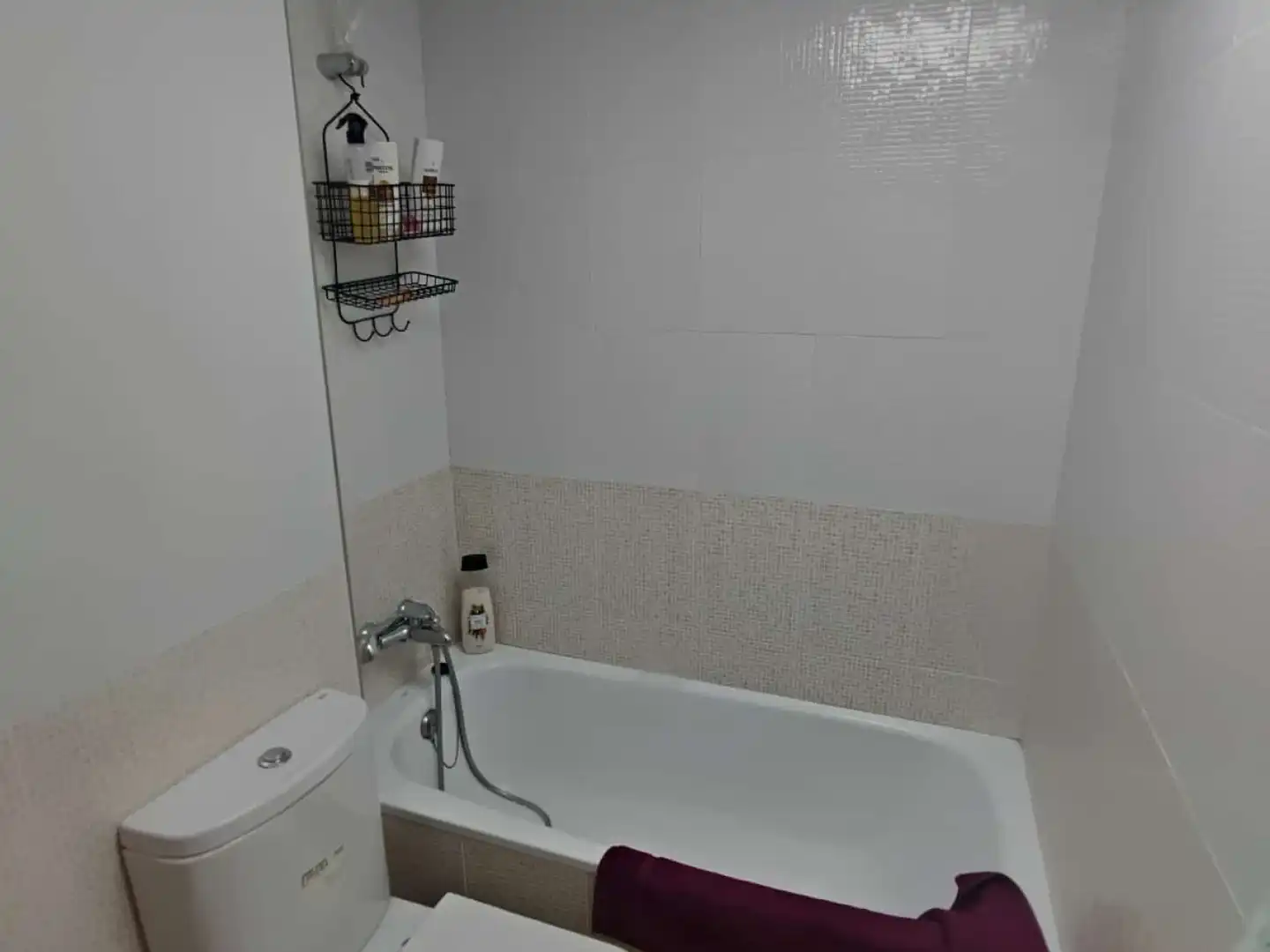 Baño de Ático de alquiler en Murcia con Aire acondicionado, Calefacción y Terraza