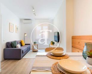 Exterior view of Flat to rent in  Barcelona Capital  with Air Conditioner, Heating and Furnished