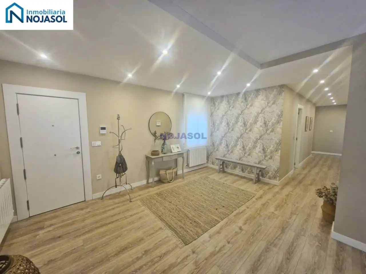 Piso en venta en Noja con Calefacción, Terraza y Balcón