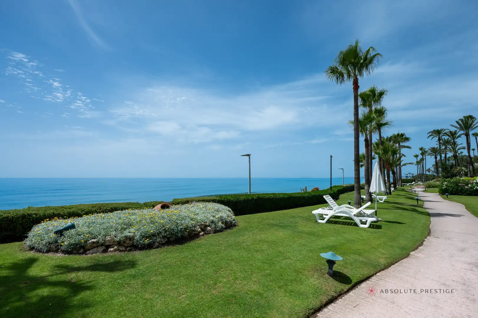 Garden of Attic for rent in Estepona  with Air Conditioner, Terrace and Swimming Pool