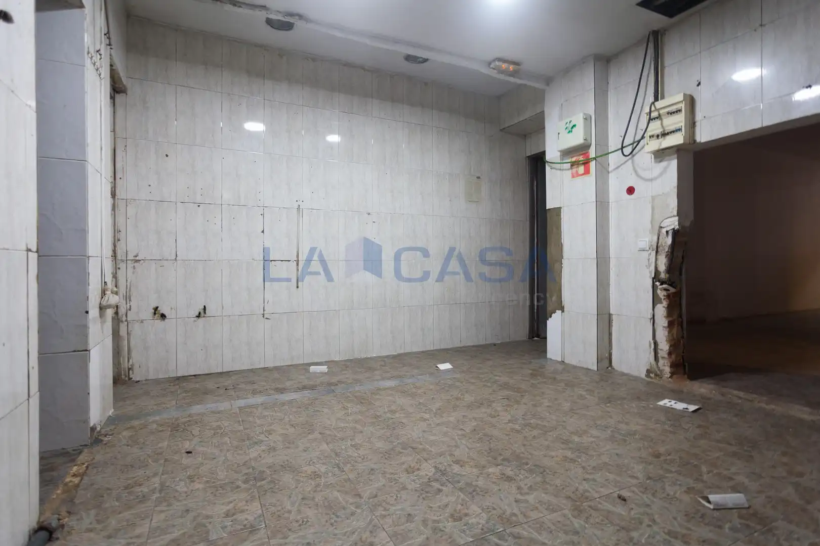 Business premises for sale in Carrer de Lepant, imagen 18
