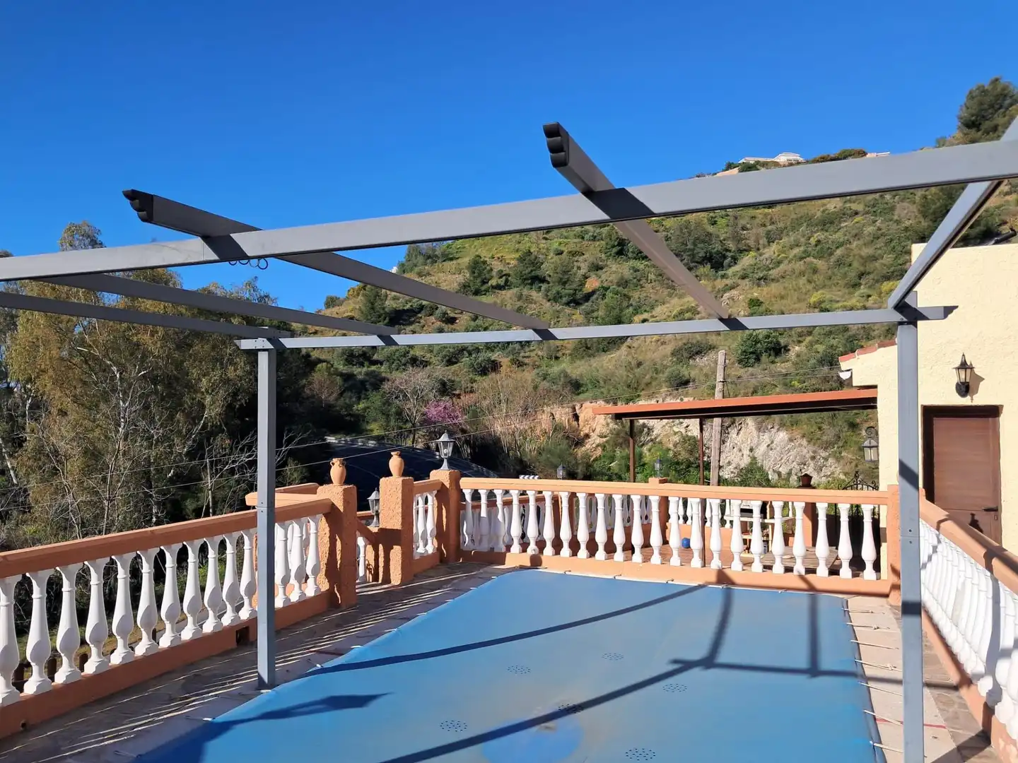 Terrassa de Casa adosada en venda en Almuñécar amb Piscina comunitària