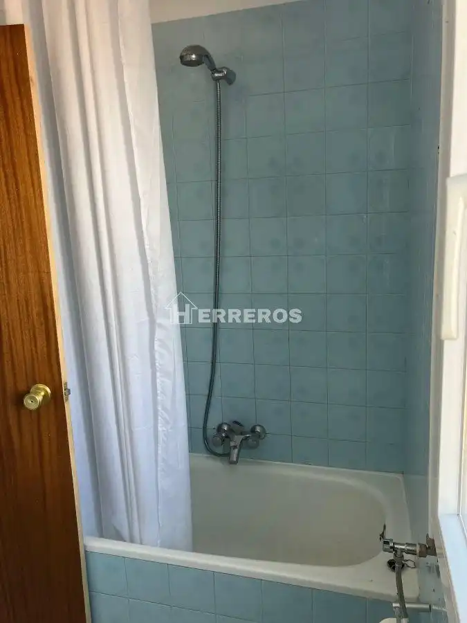 Baño de Casa o chalet en venta en Galilea con Calefacción y Terraza
