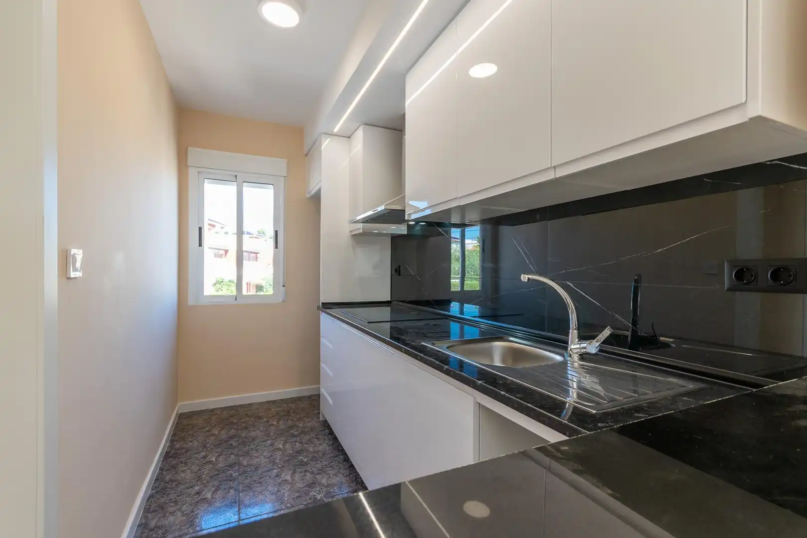 Bungalow avec piscine à vendre à Calle HORIZONTE CL 4, imagen 30