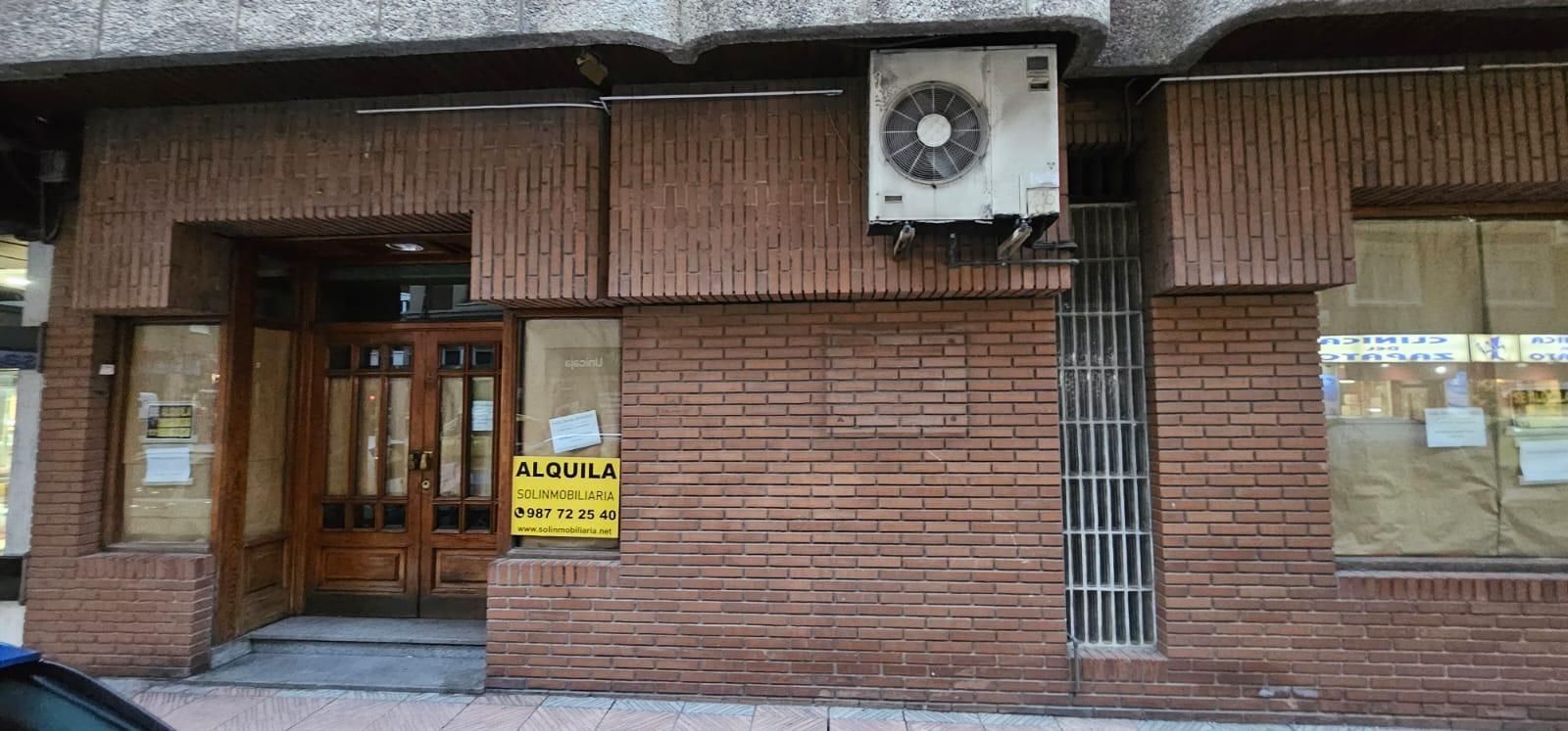 Vista exterior de Local de lloguer en León Capital 