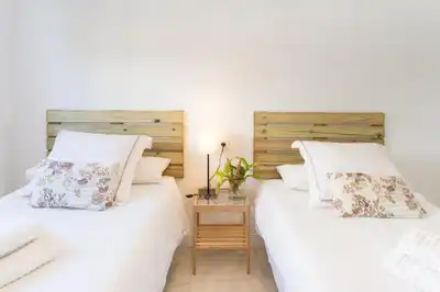 Habitación de Casa adosada en venta en Benalmádena con Aire acondicionado, Calefacción y Jardín privado